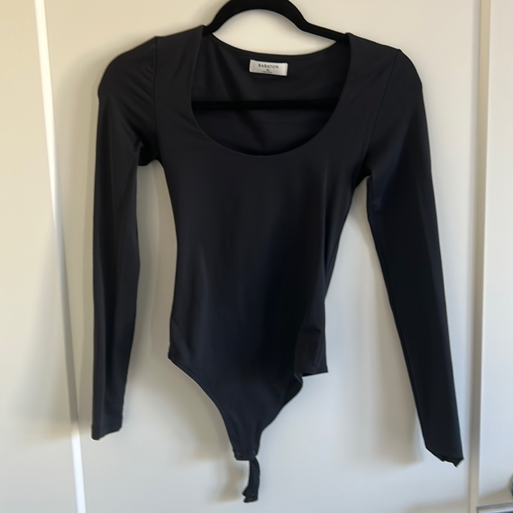 Babaton Contour Scoopneck Long Sleeve Bodysuit